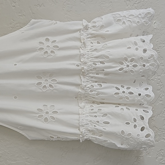 J Crew sleeveless eyelet peplum blouse size small - Picture 5 of 16